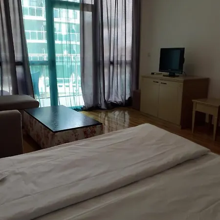Апартамент Приморско Apartment *